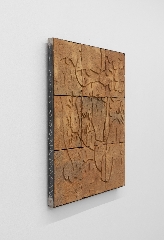 Tomás Díaz Cedeño, Hay un fantasma, 2020, 72 x 58 x 3 cm, Low temperature clay and steel